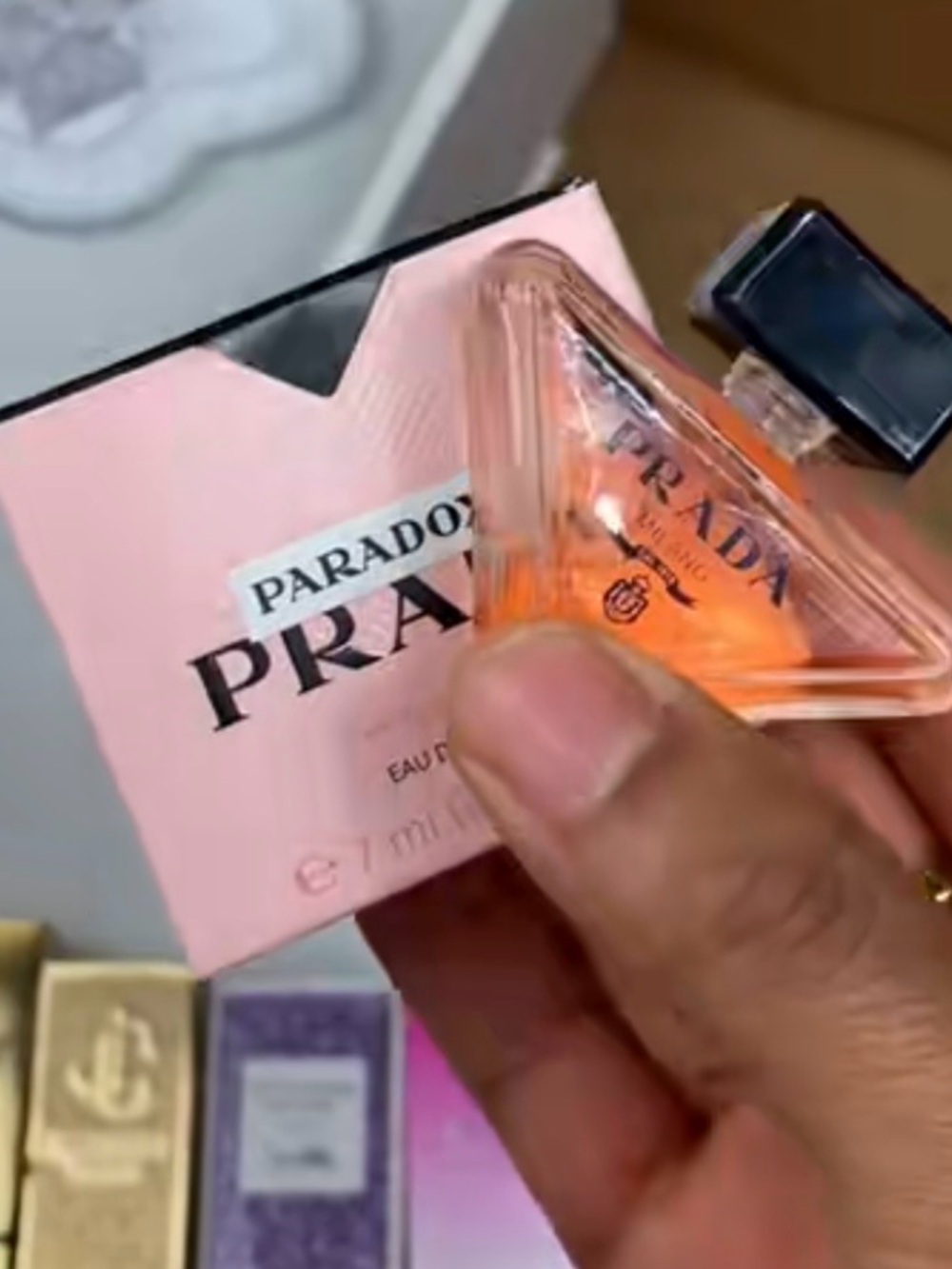Mini perfumes travel size